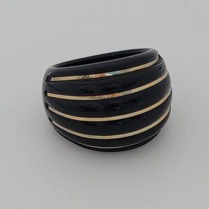 14K & Resin Ribbed Dome Ring